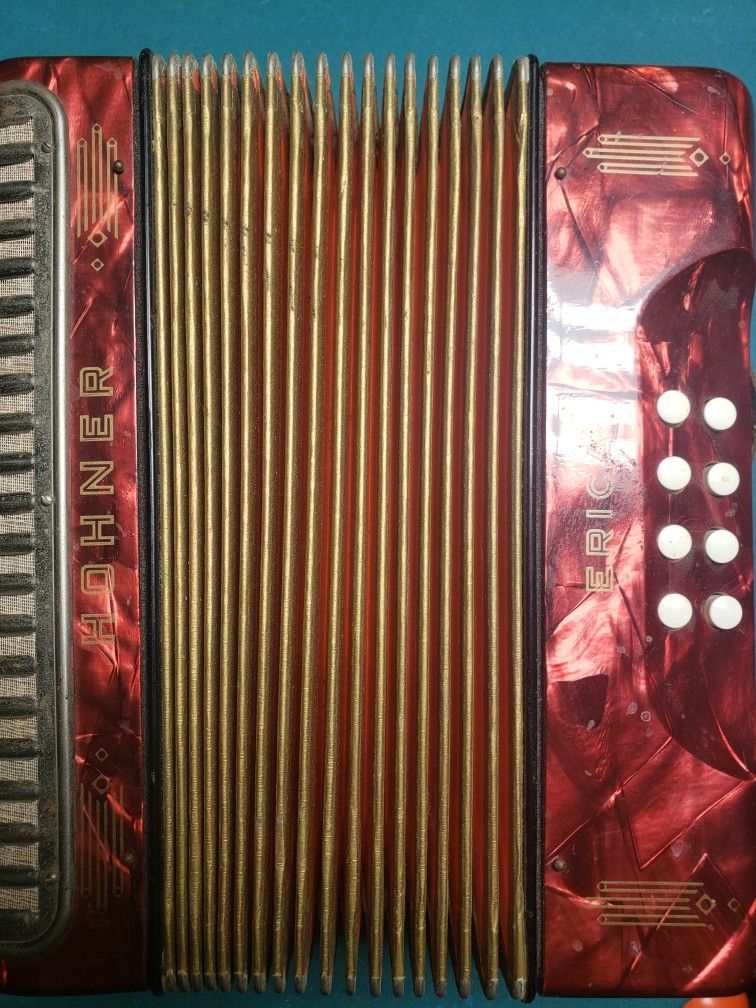 Horner Erica Accordion