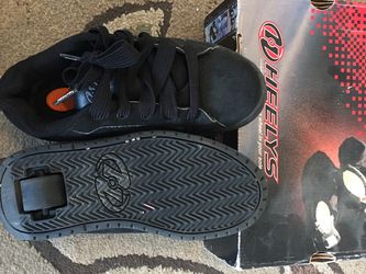 Heeleys Kids Size 4