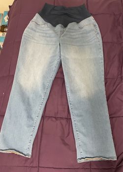 Stretchy Maternity Jeans. Mooresville 28117