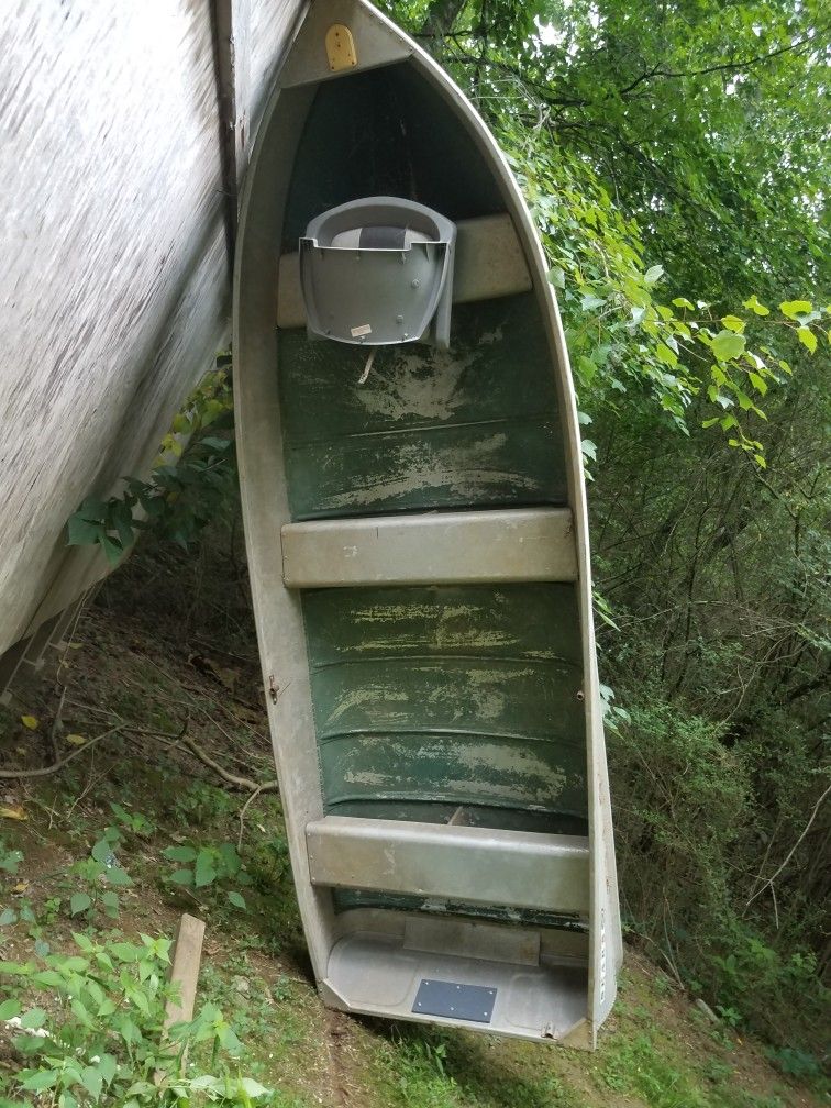 Aluminum 12 Foot Jon Boat