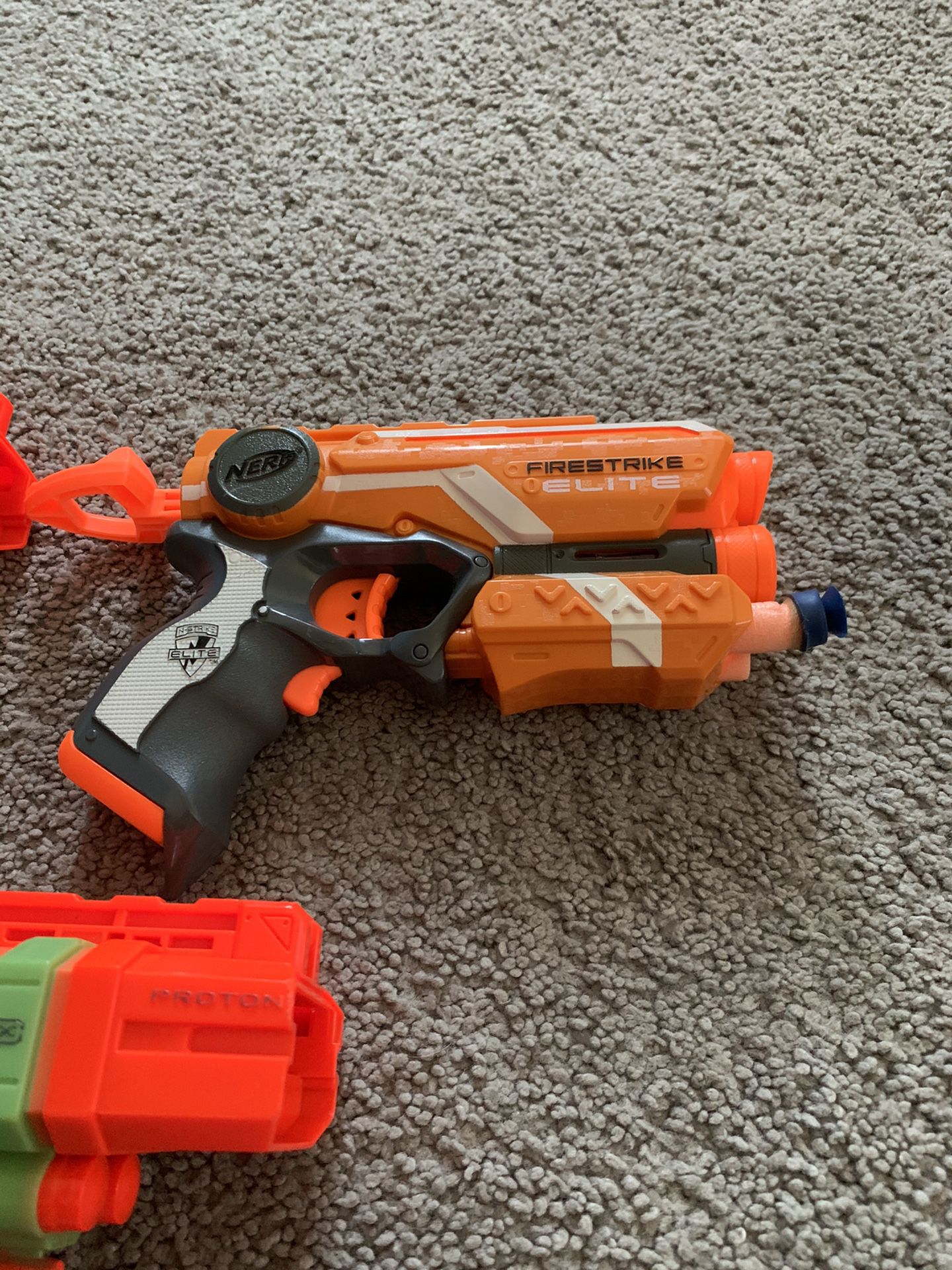Nerf toy guns 2 pc