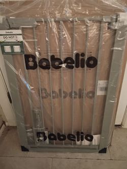 Babelio gate pet/ child new  grey