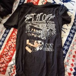 Medium Set It Off 2023 Tour Shirt