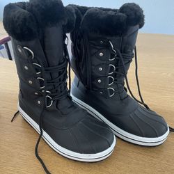 NWOT Black Snow boots /waterproof/insulated