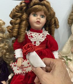 Collection Doll