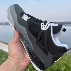 Jordan 4 