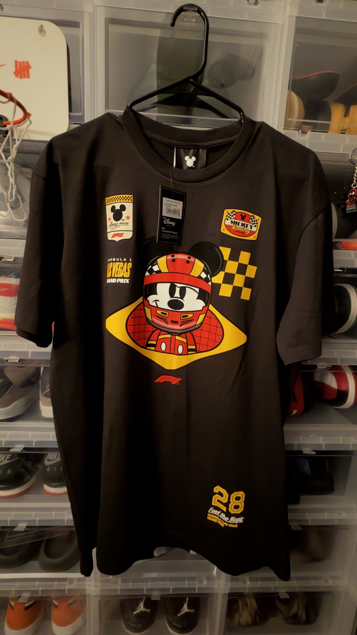 Size Large - Official Disney F1 x Formula One Mickey T Shirt Black LV EXCLUSIVE $100