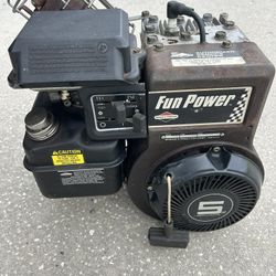 5 HP Motor & Carburetor