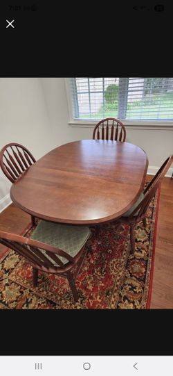 Dining room Suite 5 piece. Walter of Wabash Solid Wood