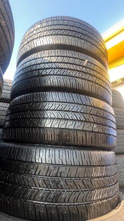 245/55/18 Goodyear set de llantas en buenas condiciones las 4