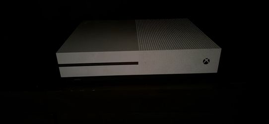 Xbox One S & Games