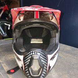 Helmet Adult XXL No Damage Inside Or Out