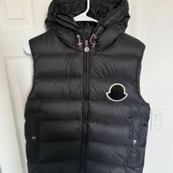 Moncler Vest Size 2/ Medium 