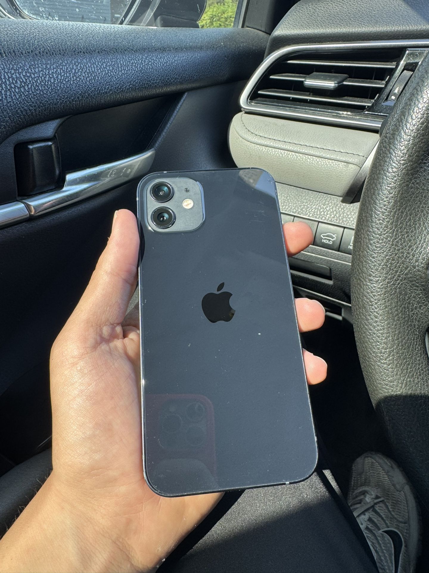 iPhone 12 (unlocked )