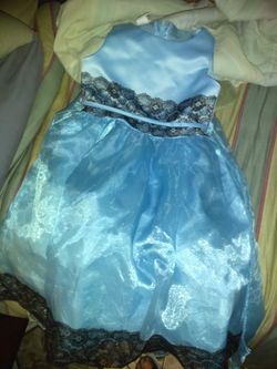 Vestido para niña talla 8 ,como nuevo solo se uso una hora en la iglesia