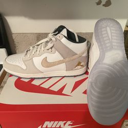 Nike Dunk High Premium Gold Mountain 