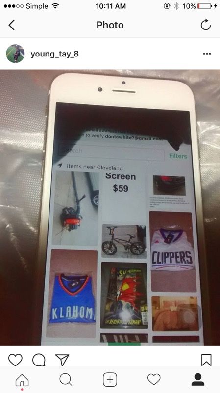 iPhone 6 works perfect has a black spot in the top of the screen