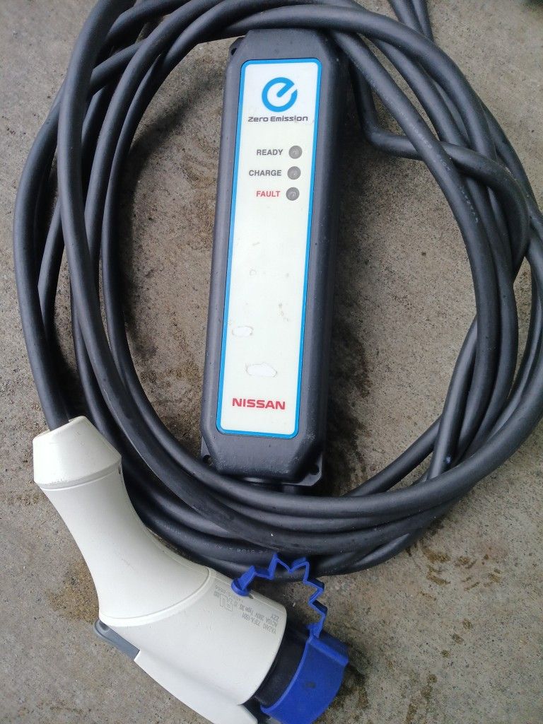 Nissan Leaf Ev Charger Model 29690 3NF2E