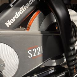 S27i  Studio Bike NordicTrack