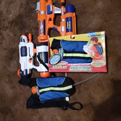 Classic Super Soaker With Backpack. Summer Fun Blaster