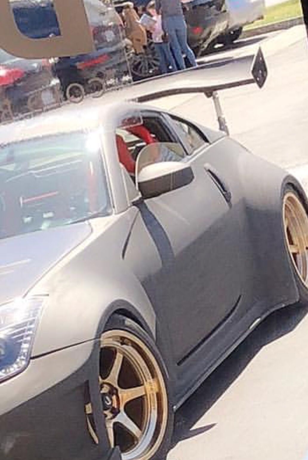350z BCL wing with updated brackets n bolts