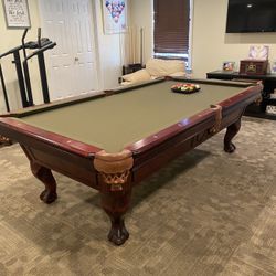 High Quality Pool Table