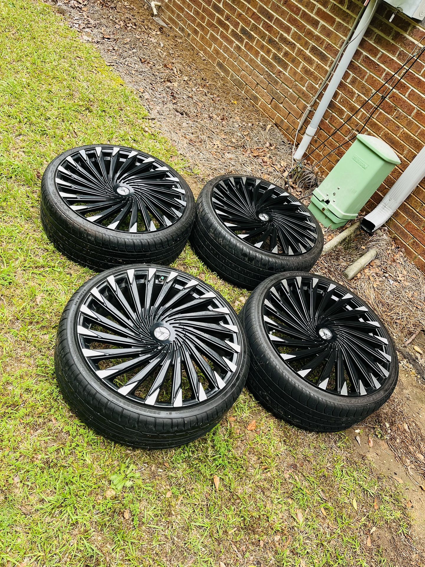 22” Azara Rims