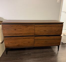 4 Drawer Dresser