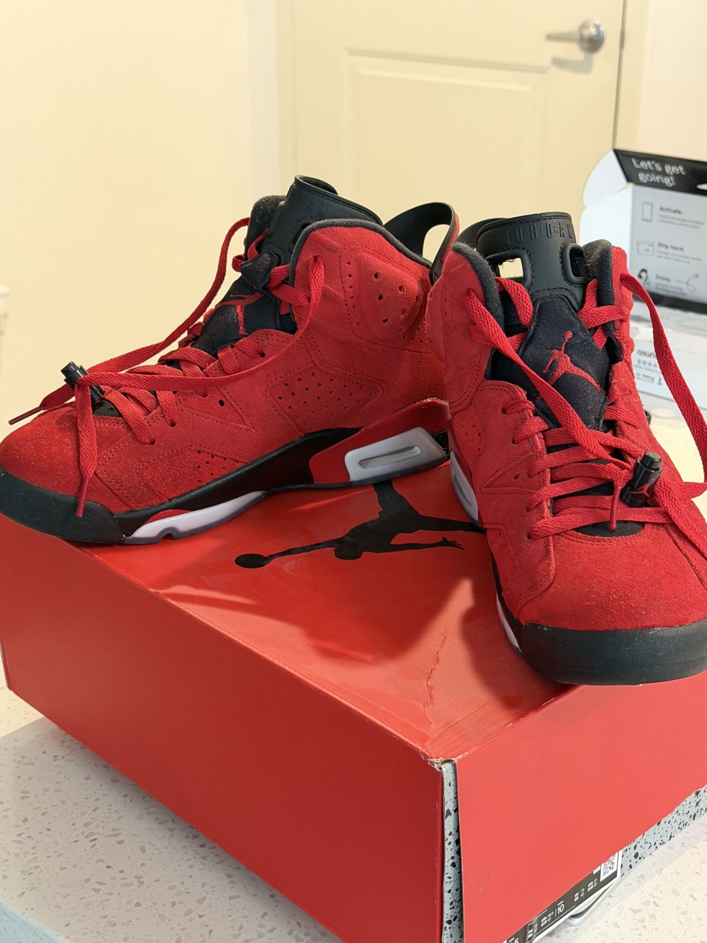 Jordan’s Retro 6s 8.5