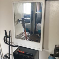 White Mirror