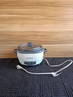 BLACK+DECKER Rice Cooker with Steamer Basket