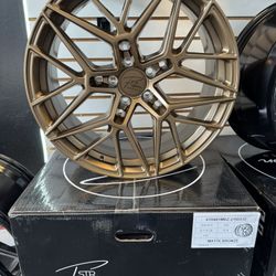 5x114.3 Str Wheels Staggered Forged Series 