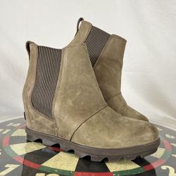 SOREL Joan of Arctic Wedge II Chelsea Boots Leather Waterproof Women’s Size 8