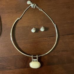 White House | Black Market Jewelry Set