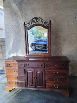 12 DRAWERS WOODEN DRESSER WITH MIRROR