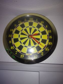 Dart board clock