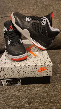 Jordan 4 Retro size 5.5 GS