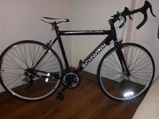 Schwinn solara 700c 14 speed road bike