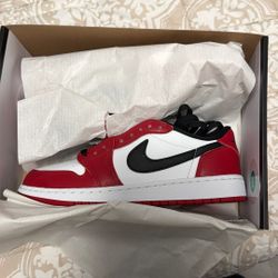 Air Jordan 1 Low Chicago Size 7y