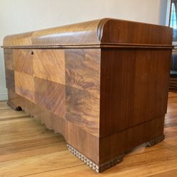 Cedar Chest (Lane 1949)
