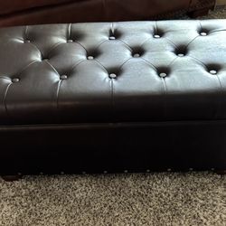 FREE ! Footrest Ottoman