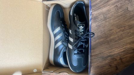 Handball Spezial J Addies. Size7