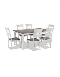 Farmhouse Kitchen Table and 4 Chairs