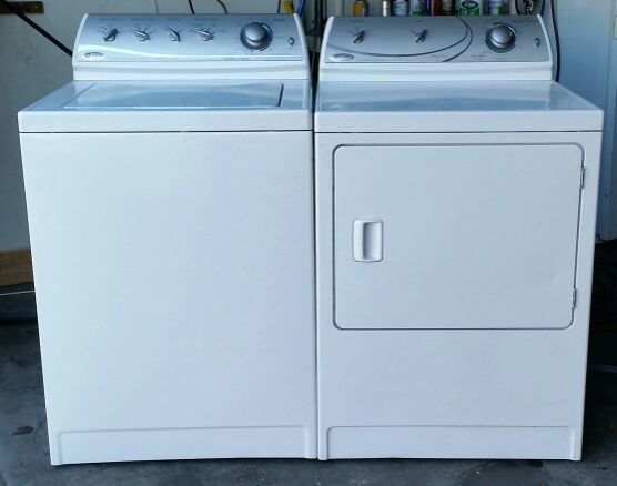 Maytag Supersized Capacity Washer and Dryer Set
