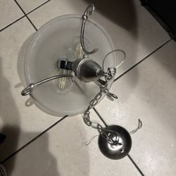  Chandelier 