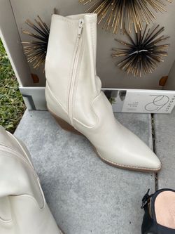 Target white boots