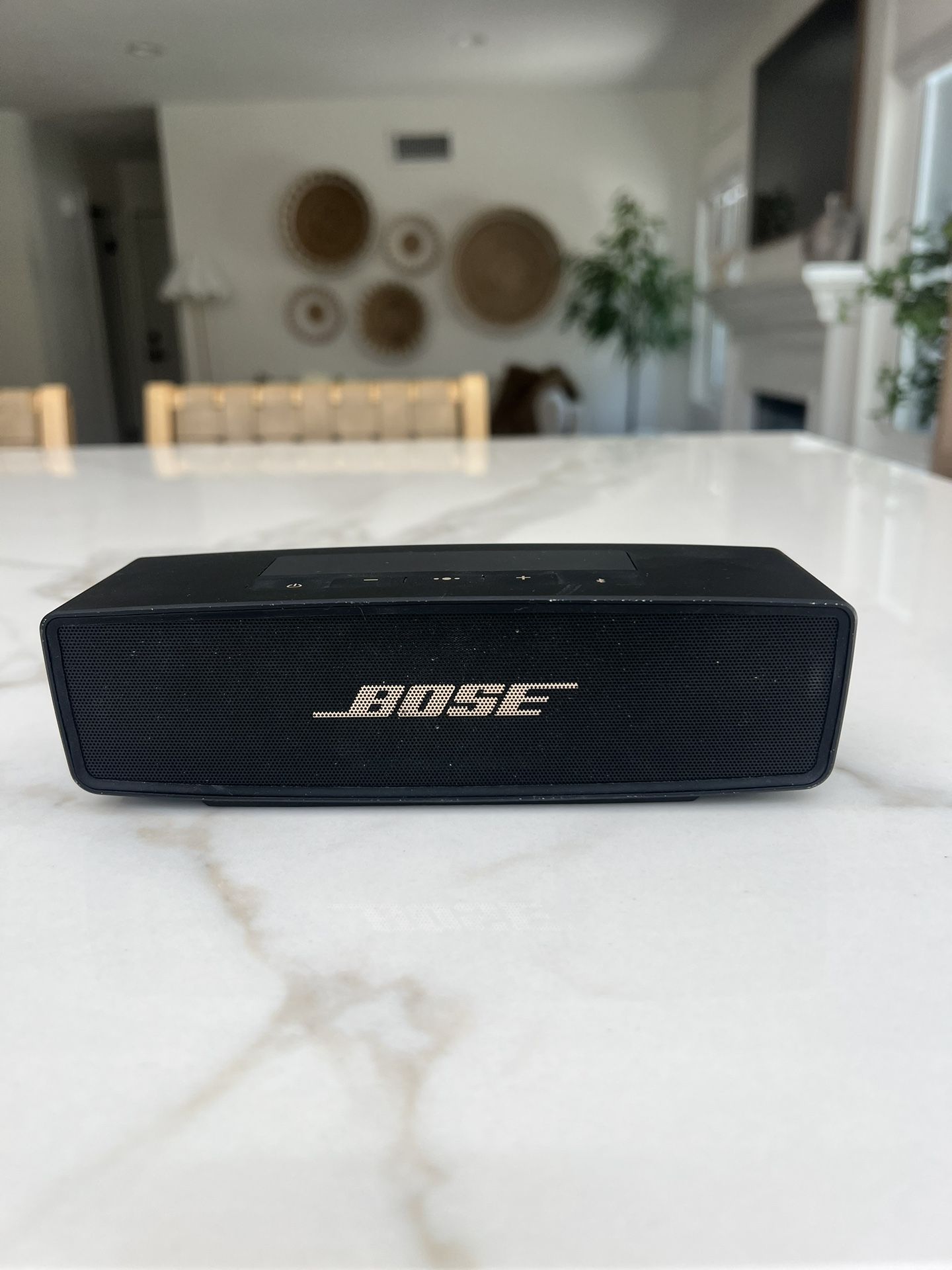 Bose Soundlink Mini Portable Wireless Bluetooth Speaker