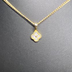 GOLD OVER SILVER MOISSANITE DIAMOND CLOVER 🍀 PENDANT