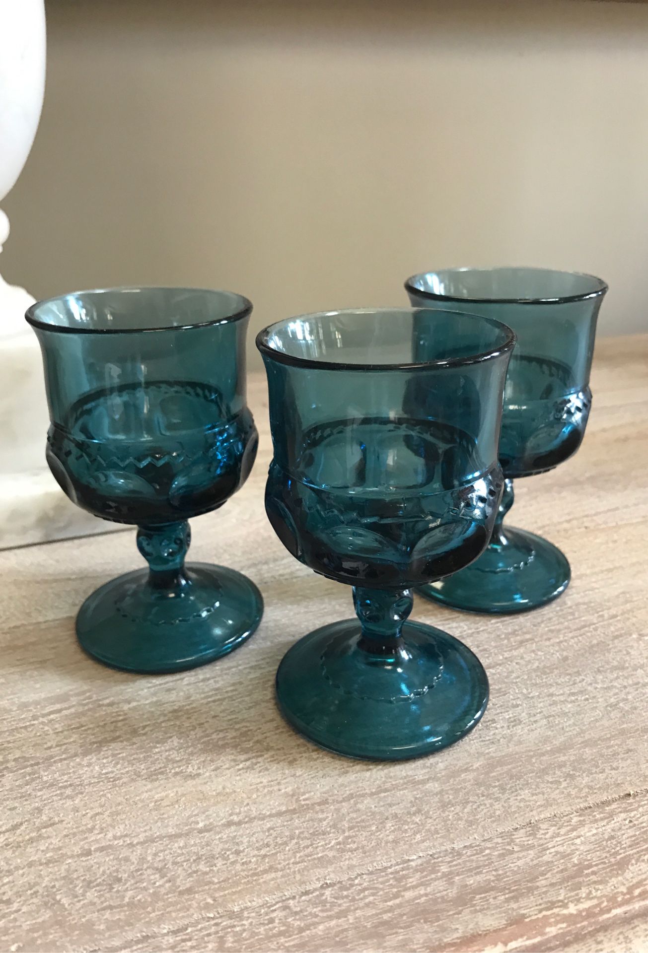 Blue Glassware / King’s Crown Thumbprint