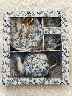 Grace teaware set